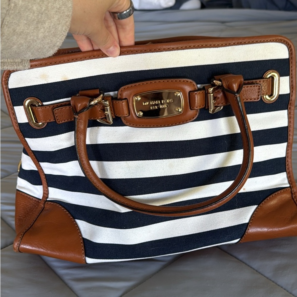 Micheal Kors tote bag!